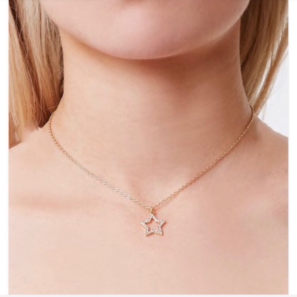 Dainty Chic Rhinestone Star Pendant Choker